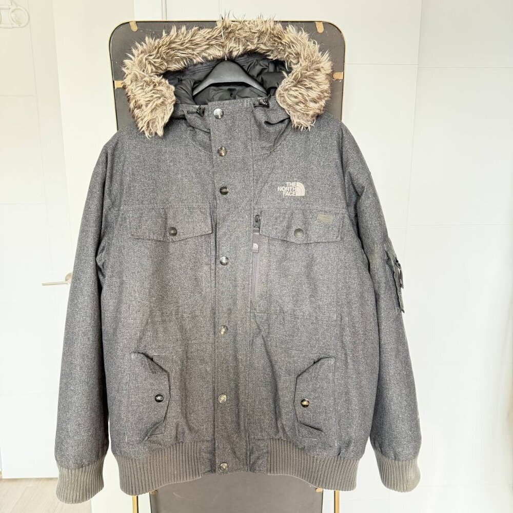 The North Face Men’s Down Winter Jacket – Size L – Great Condition
